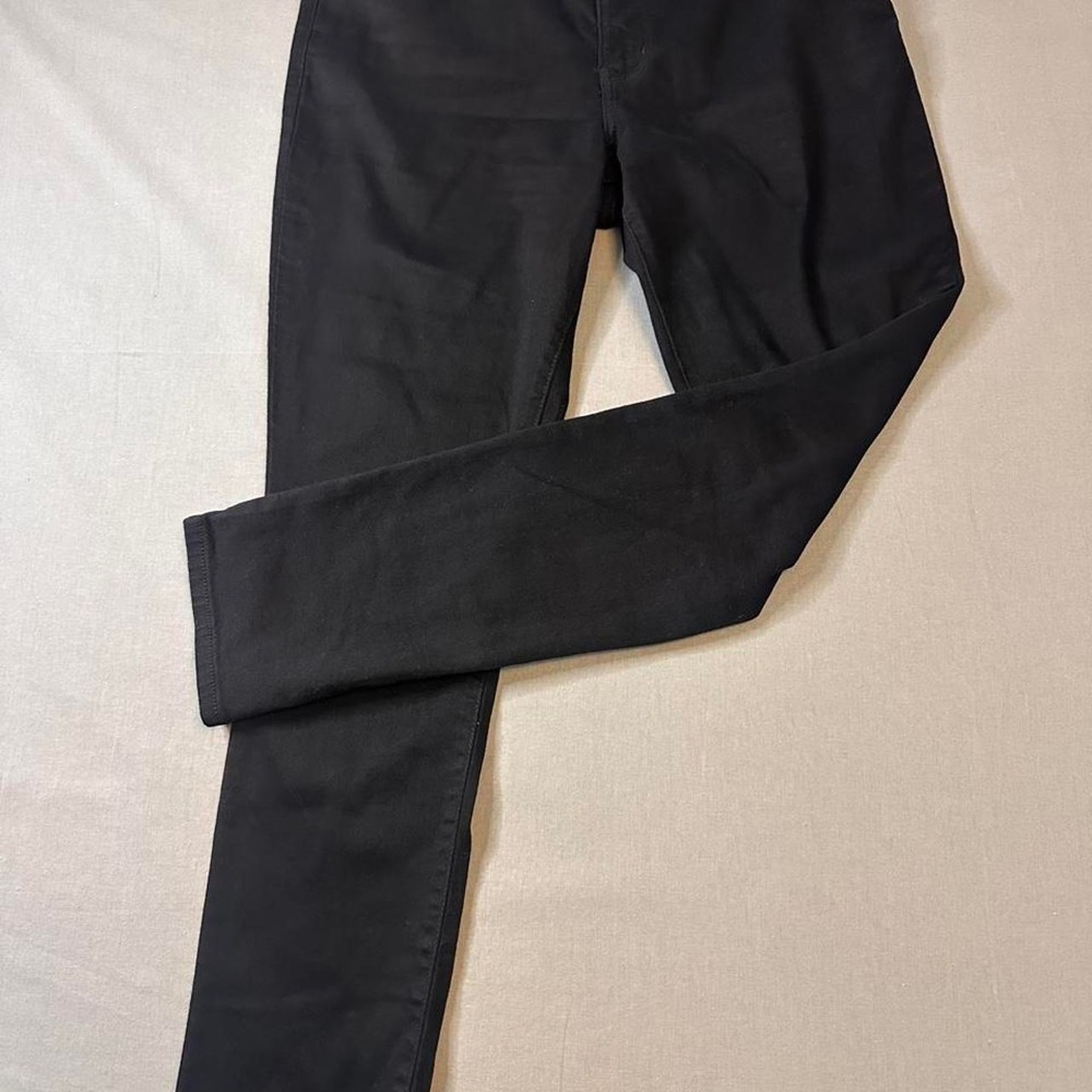 Slimming Levis 311 black skinny jeans sz 32